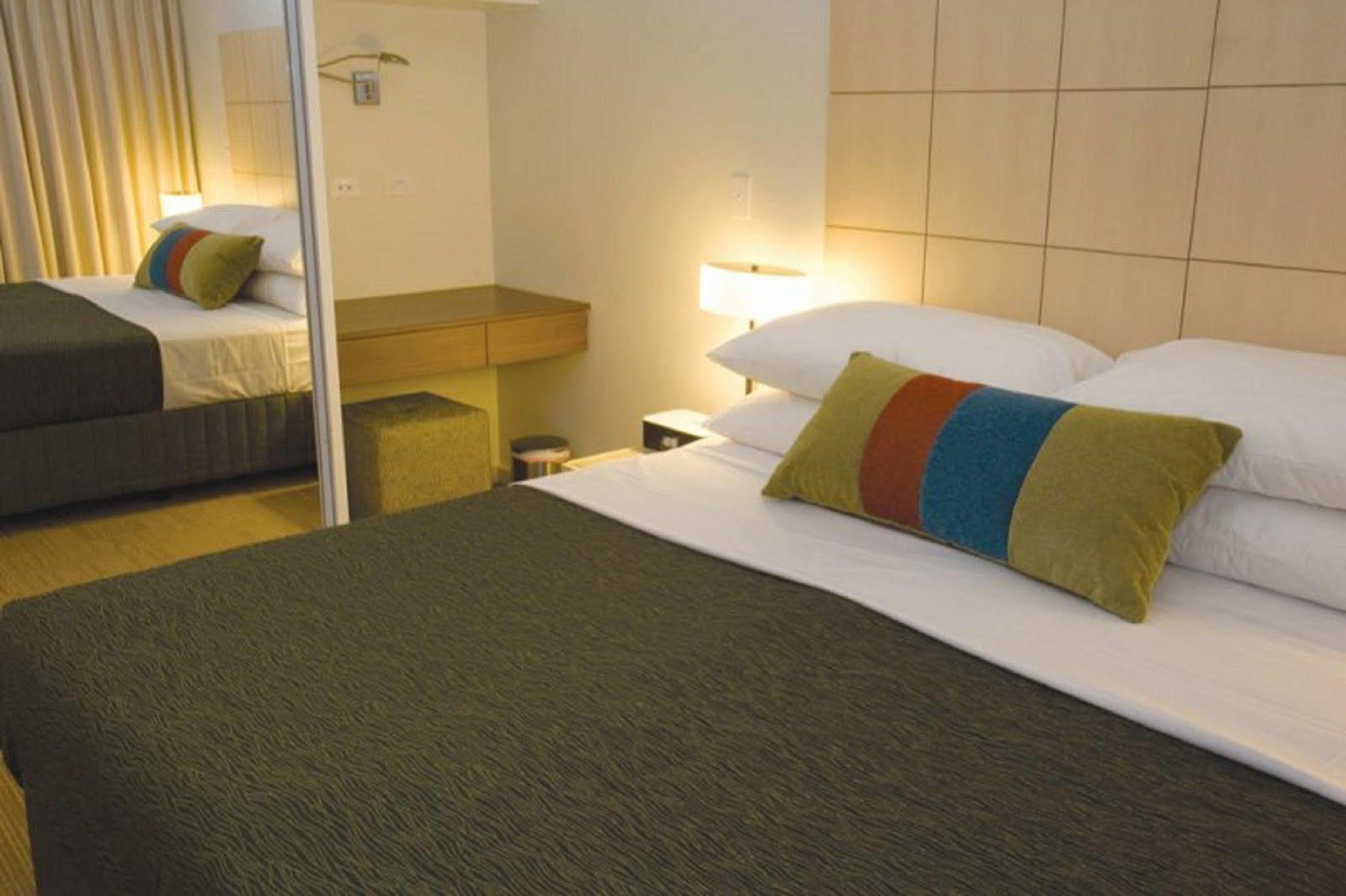 Broadwater Mariner Resort Джералдтон Екстериор снимка